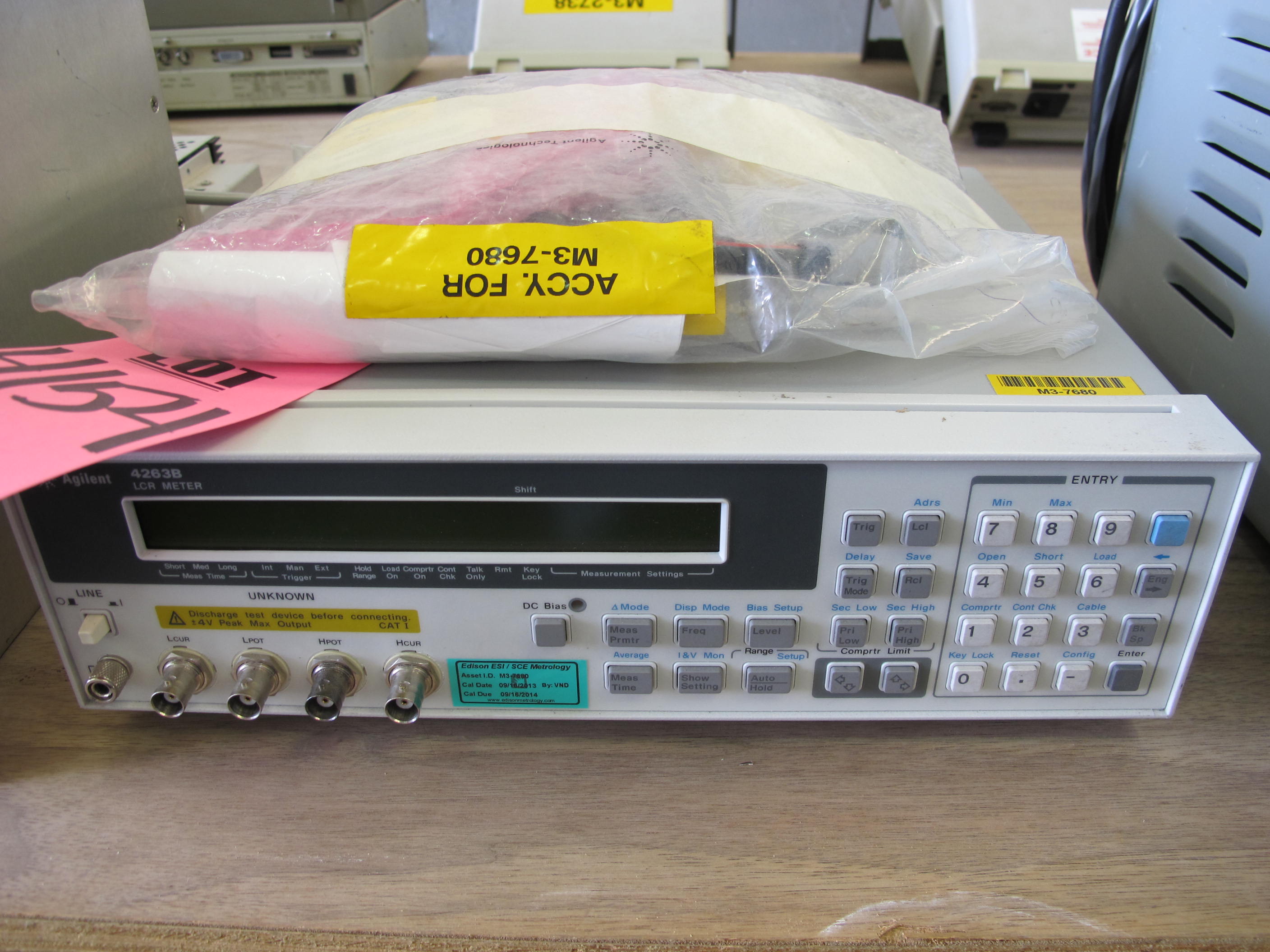 AGILENT MODEL 4263B LCR METER (G-44) LOADING & HANDLING FEE $10-4154
