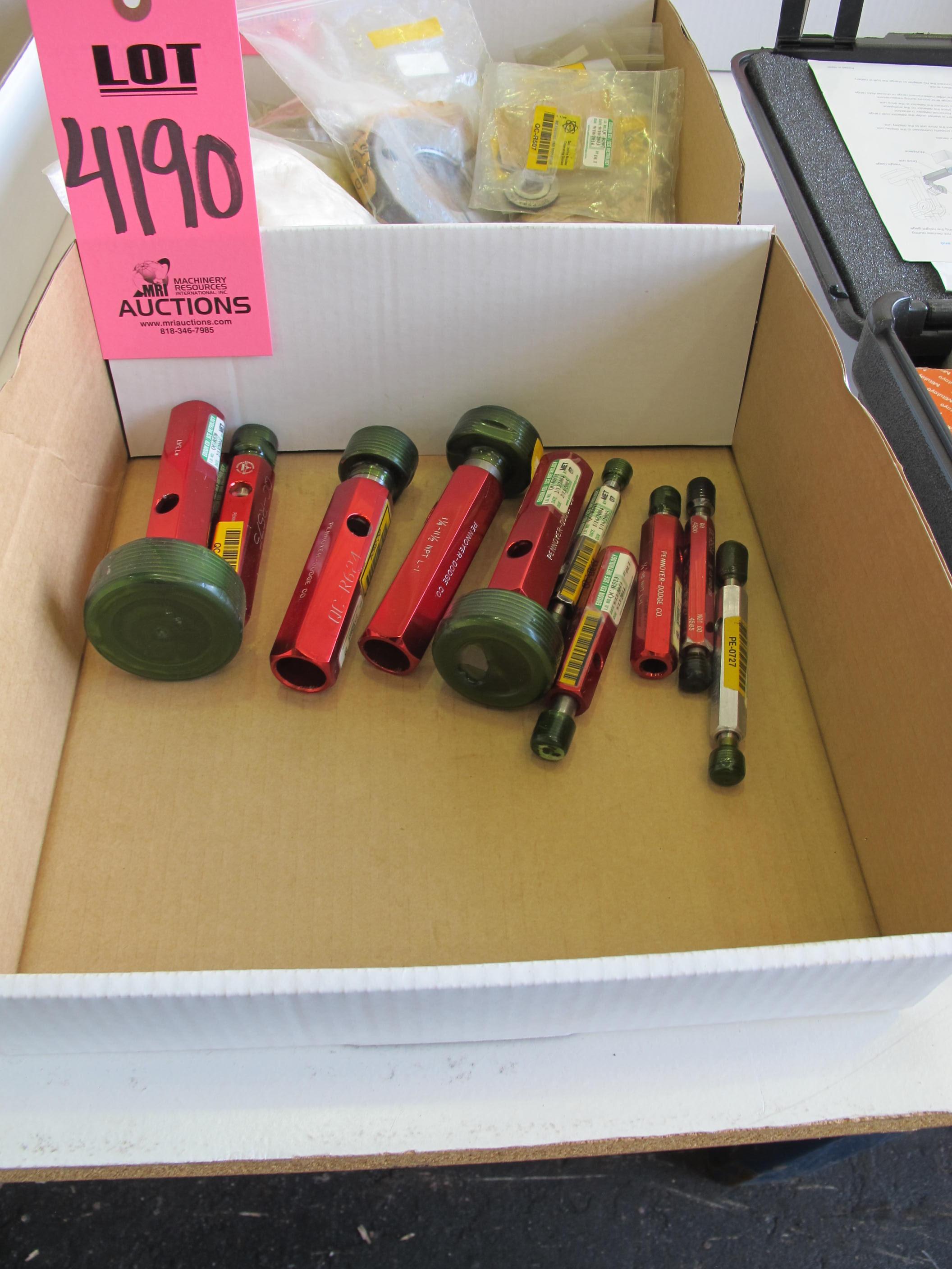 LOT MISC PLUG GAUGES (G-44) LOADING & HANDLING FEE $10-4190