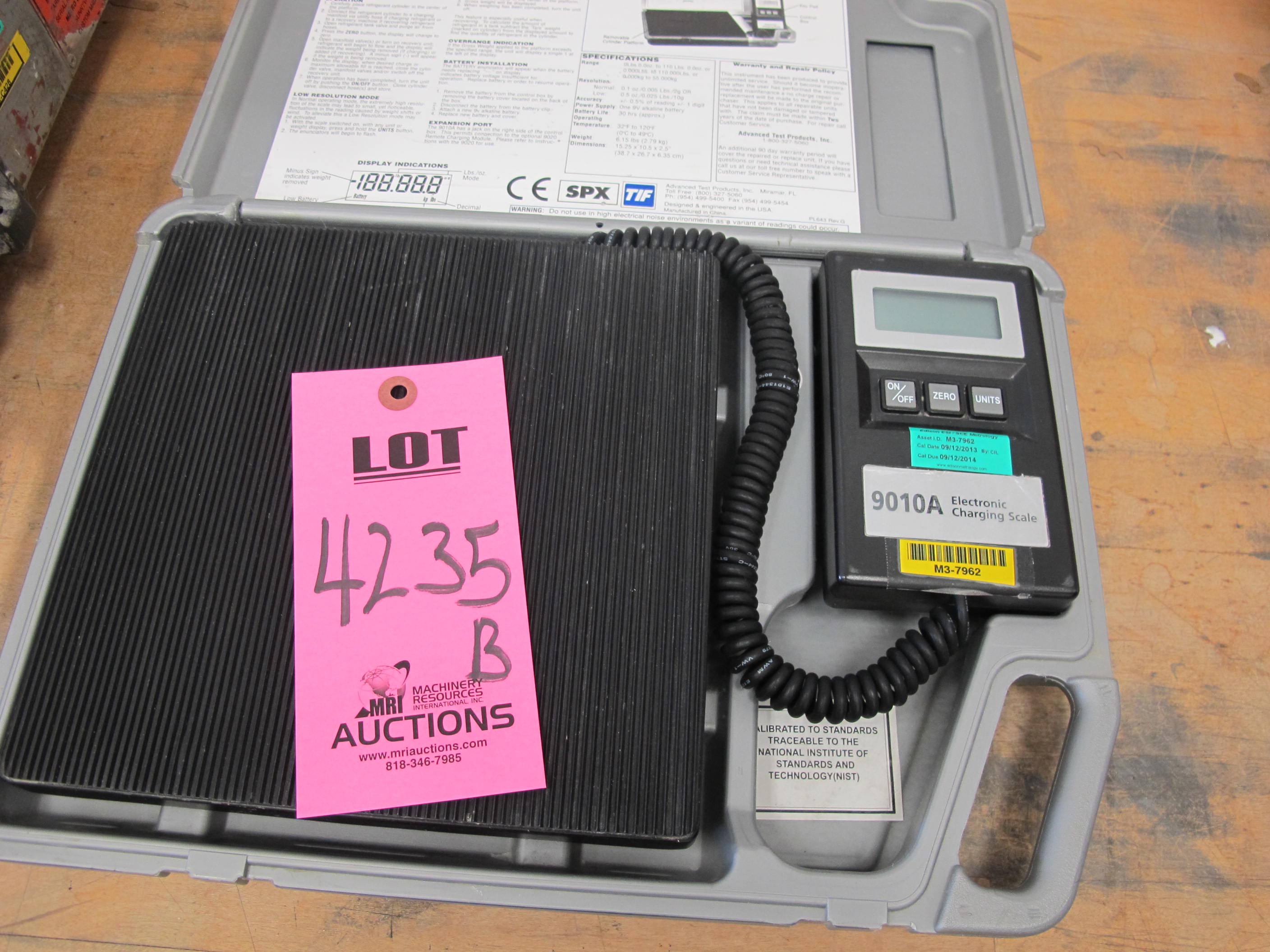 TIF MODEL 9010A SLIMLINE ELECTRONIC DIGITAL PORTABLE SCALE (G-44) LOADING & HANDLING FEE $10-4235B