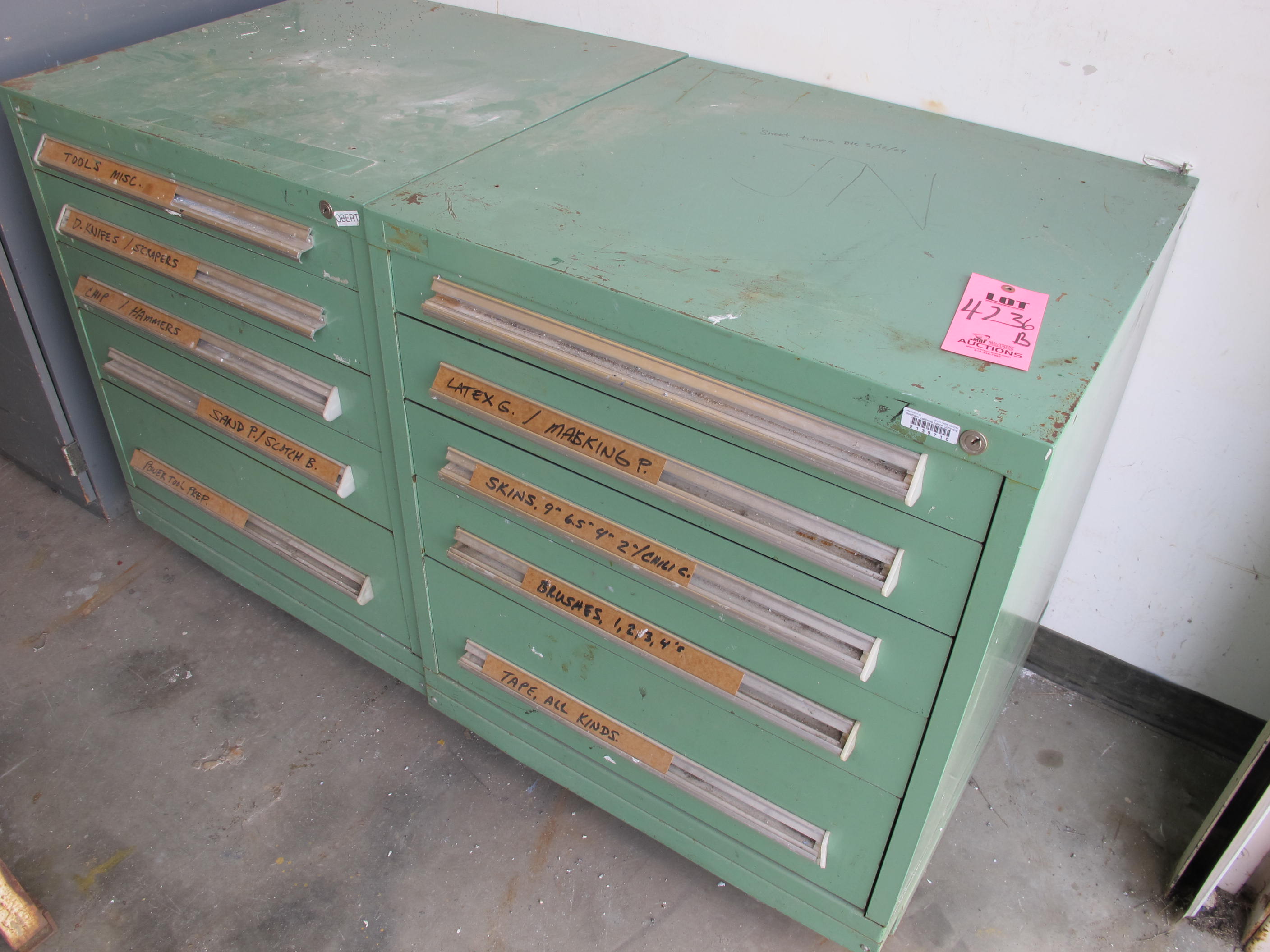 LOT (2) VIDMAR 5-DRAWER HEAVY DUTY INDUSTRIAL TOOL CABINETS W/ CONTENTS (G-44) LOADING & HANDLING FEE $100-4236B