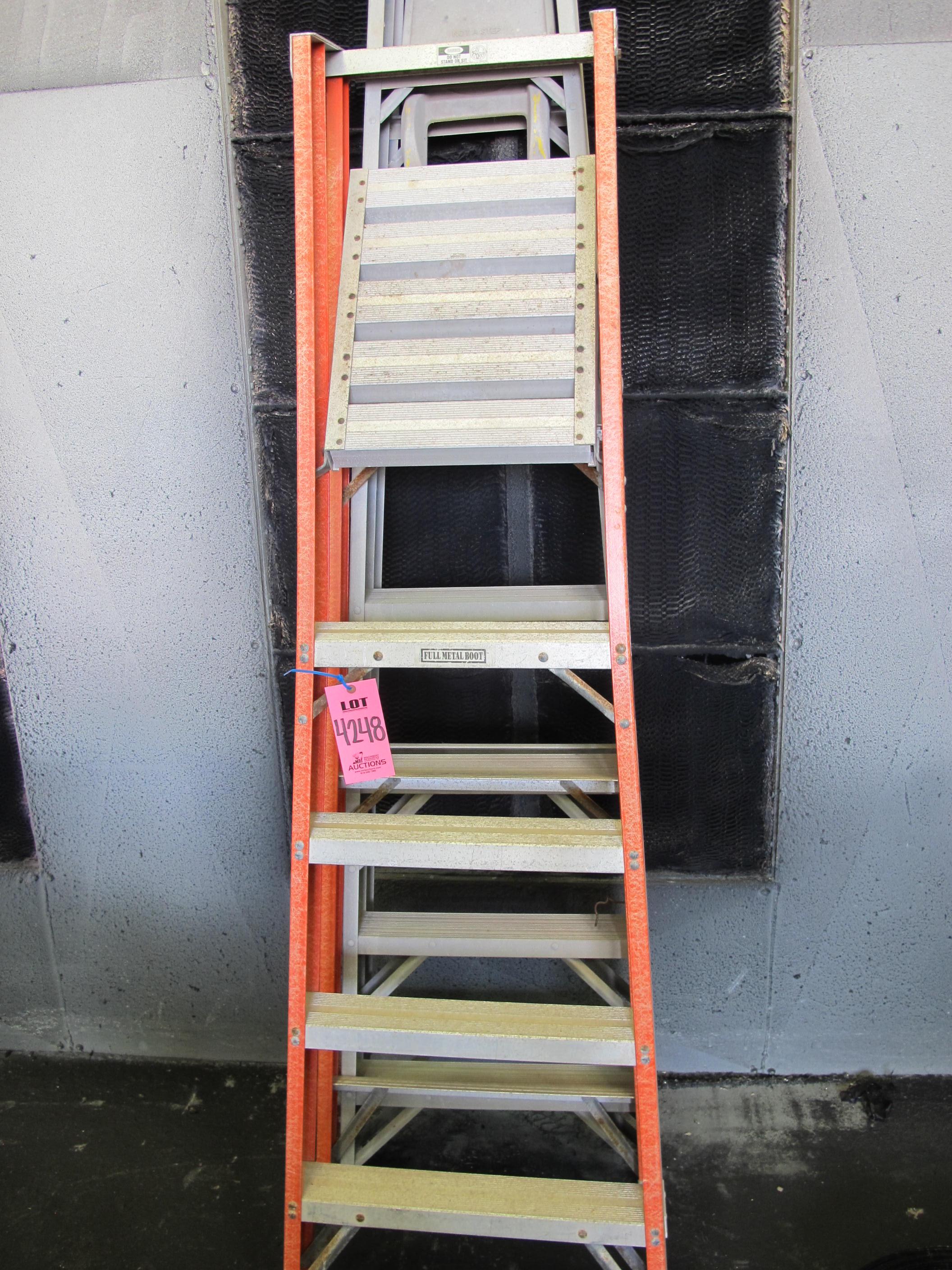 LOT (1) 7' PLATFORM LADDER & (1) 8' A-FRAME LADDER (G-44) LOADING & HANDLING FEE $10-4248