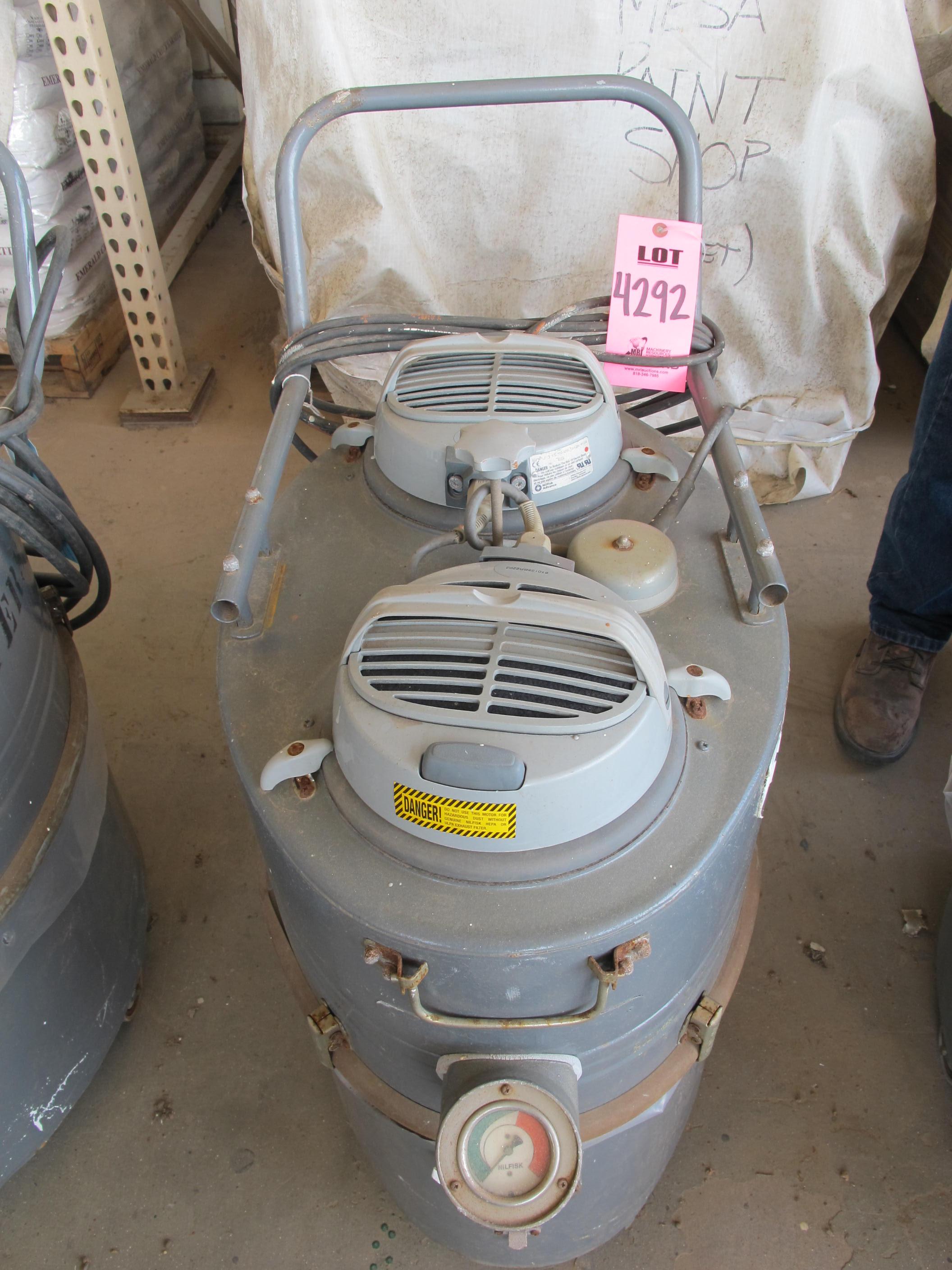 NILFISK PORTABLE AIR FILTRATION SYSTEM (G-40 OUTSIDE) LOADING & HANDLING FEE $10-4292