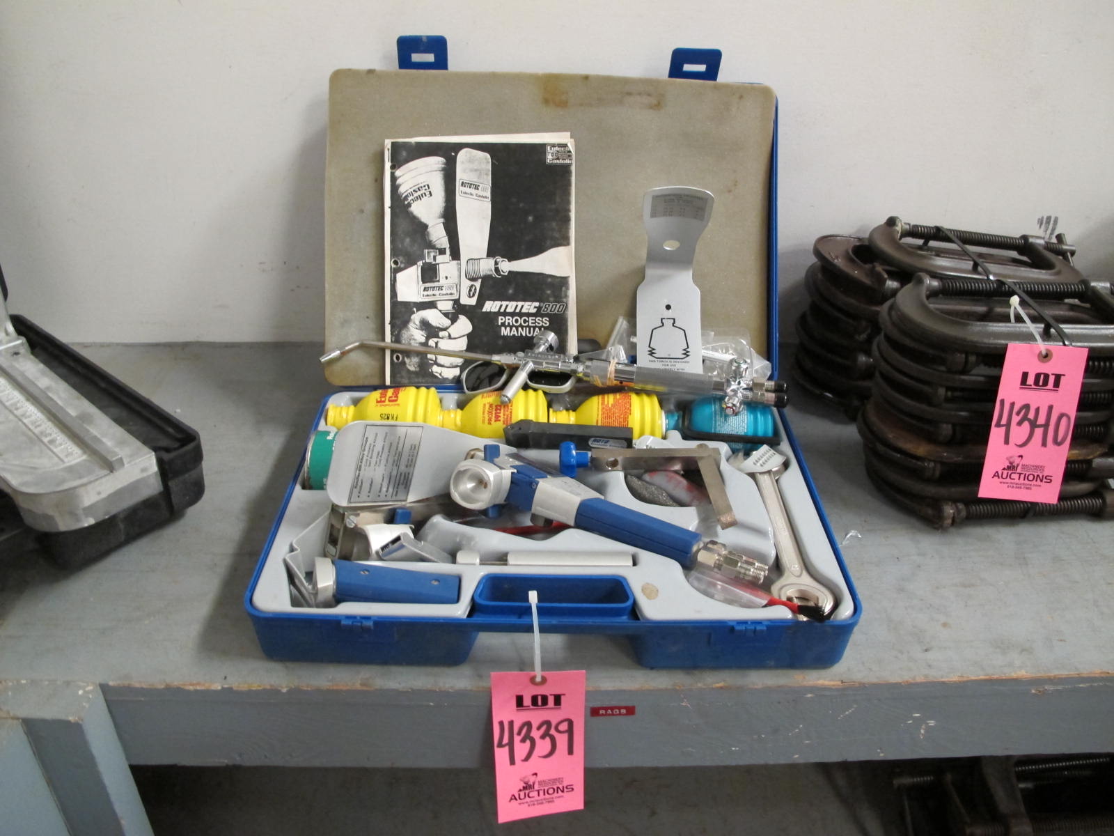 ROTOTEC MODEL 800 POWDER DELIVERY SPRAYING SYSTEM (G-30) LOADING & HANDLING FEE $10-4339