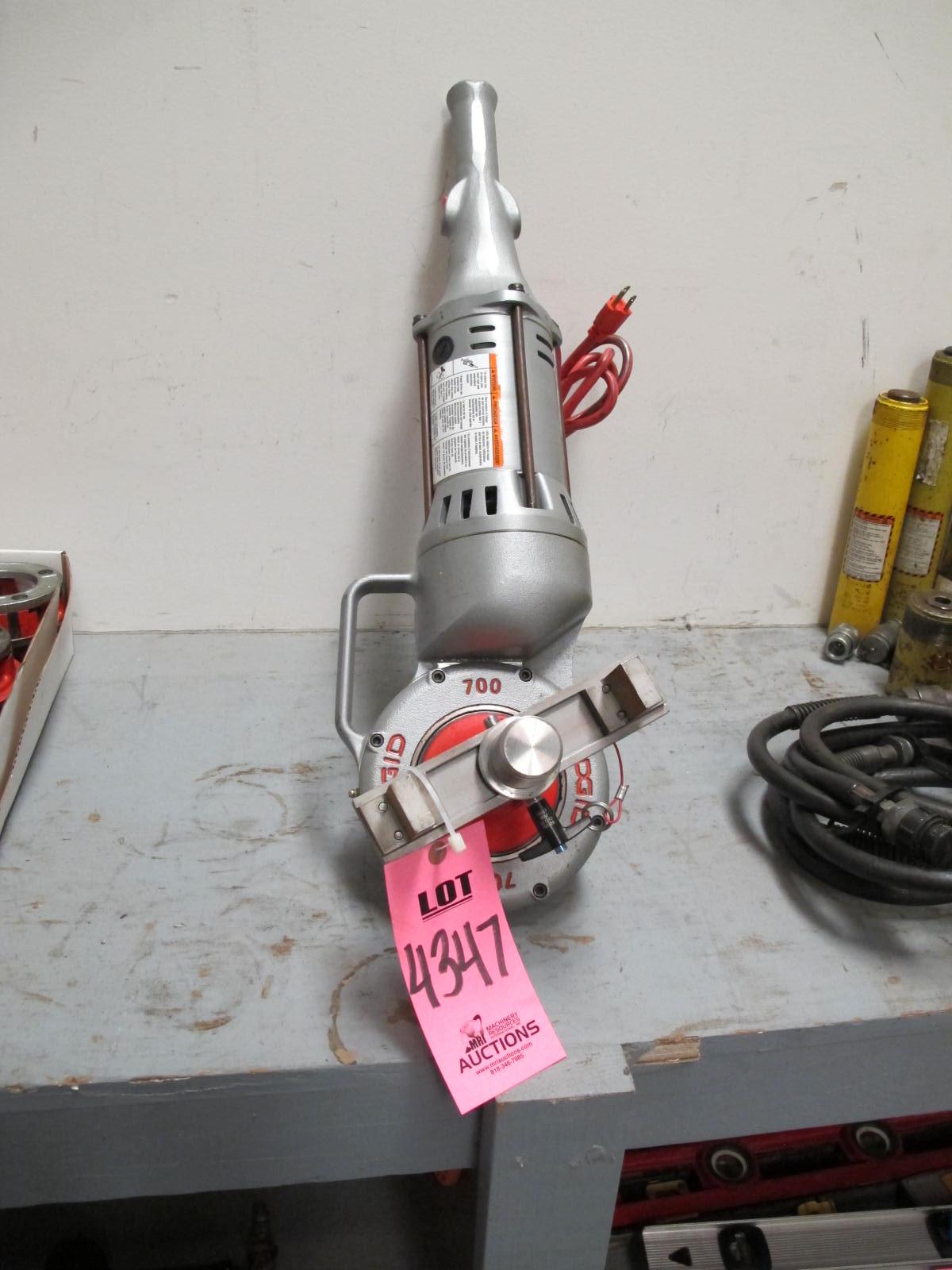 RIDGID MODEL 700 PORTABLE ELECTRIC PIPE THREADER (G-30) LOADING & HANDLING FEE $10-4347