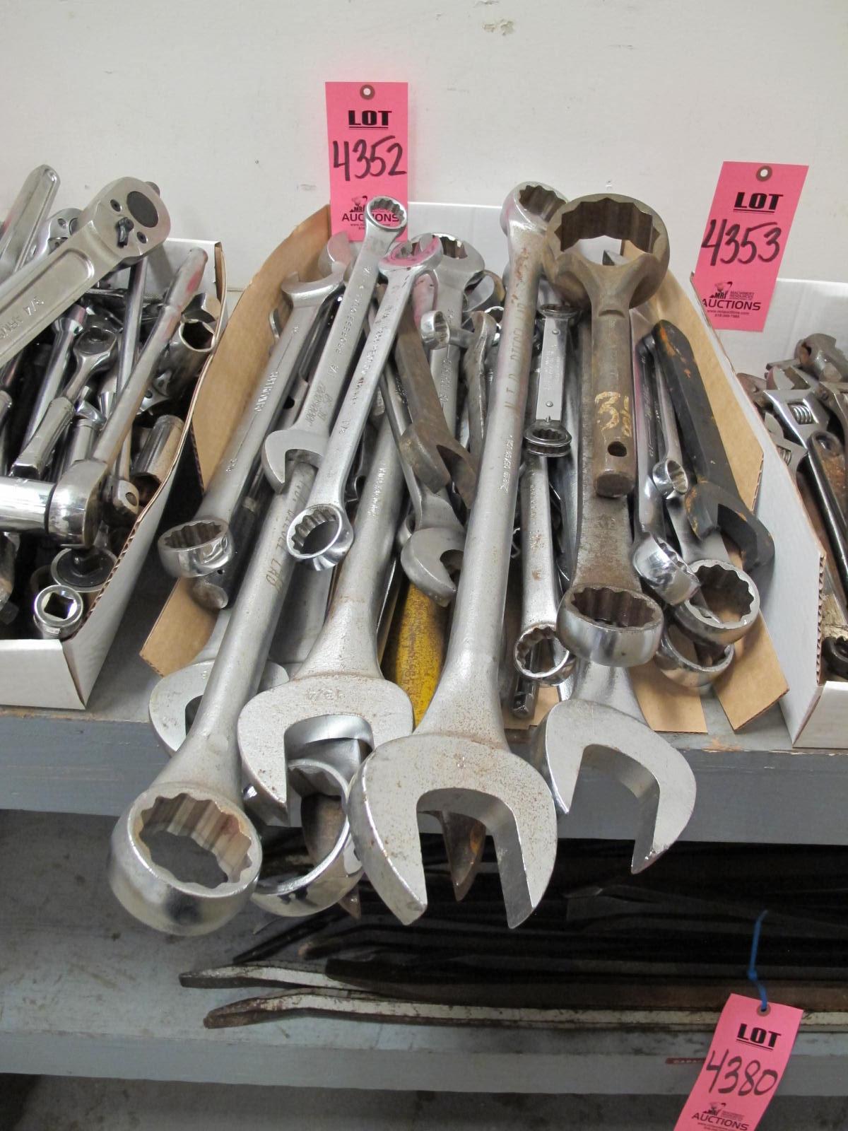 LOT MISC CLOSED & OPEN ENDED WRENCHES (G-30) LOADING & HANDLING FEE $10-4352