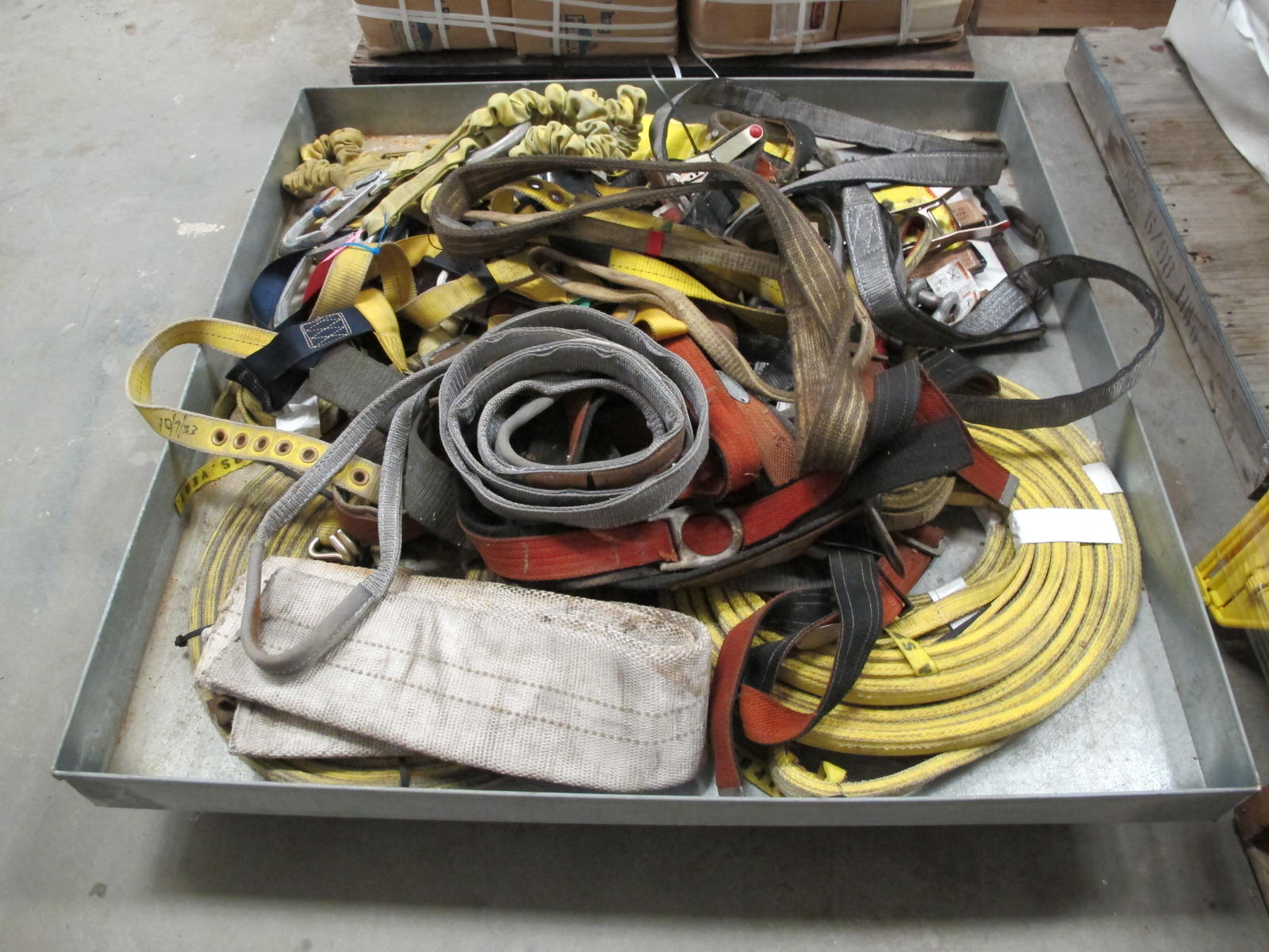 LOT RIGGING STRAPS (G-30) LOADING & HANDLING FEE $25-4361