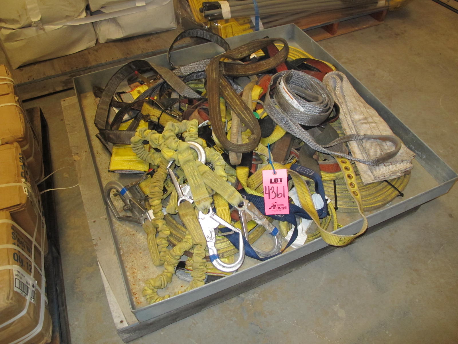 LOT RIGGING STRAPS (G-30) LOADING & HANDLING FEE $25-4361