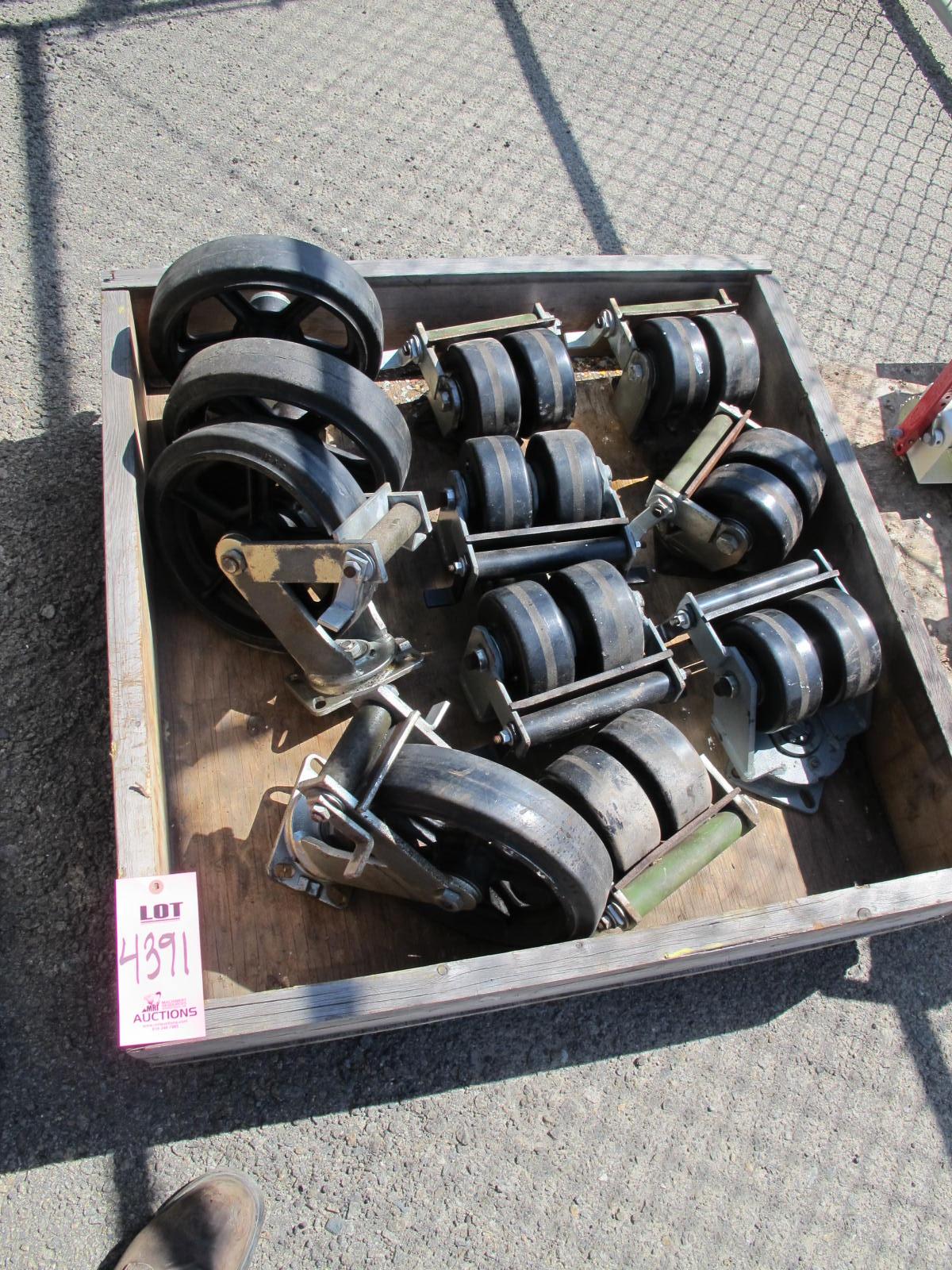 LOT HEAVY DUTY CASTERS (G-30) LOADING & HANDLING FEE $25-4391