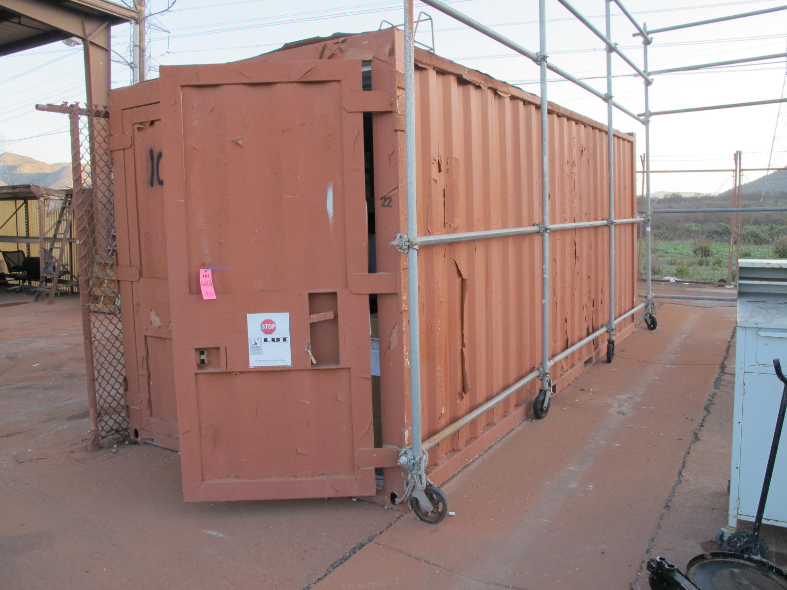 8'X8'X20' STORAGE CONTAINER WITH CONTENTS: PAINTING & SAFETY SUPPLIES, 3M MASKS, NORTH SILICONE HALF MASKS, SPARE RESPIRATORS, DISPOSABLE WIPES, FILTER LIDS, PAINT ROLLERS, PUSH BROOMS, CABLE TIES & EAR PLUGS (G-40/#10) LOADING & HANDLING FEE $400-4414
