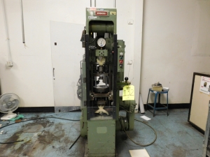 STOKES COMPACTING PRESS, MODEL 9002064, S/N 664362, W/REEVES MOTODRIVE NO. 11HM194431-132