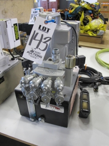 HYTORC MODEL D115 HYDRAULIC UNIT, S/N 525687 (G-49) LOADING & HANDLING FEE $5-