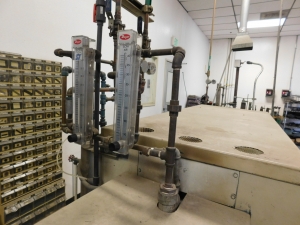 C.I. HAYS INC. MESH BELT CONVEYOR FURNACE, TYPE: LAC, S/N 16279, VOLTS: 460, KILOWATTS: 31, AMPS: 39, CYCLE: 60, PHASE: 3, 26'X32"X53", CONVEYOR BELT WIDTH: 6", COMES WITH THERMCO MODEL 8300 GAS MIXER-144