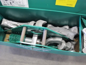 GREENLEE MODEL 885 1-1/4" THRU 5" PORTABLE HYDRAULIC BENDER (G-49) LOADING & HANDLING FEE $15-