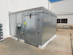 COMMERCIAL COOLING WALK-IN REFRIGERATED ROOM, OUTSIDE DIMS: 148"X144"X8'-153