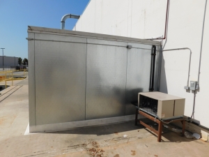 COMMERCIAL COOLING WALK-IN REFRIGERATED ROOM, OUTSIDE DIMS: 148"X144"X8'-153