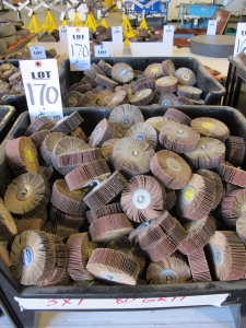 LOT FLAPPING SANDING WHEELS (G-49) LOADING & HANDLING FEE $5-