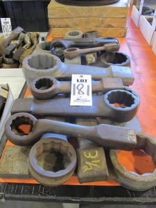 LOT ASSORTED WRENCHES (G-49) LOADING & HANDLING FEE $5-