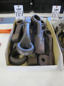 LOT ASSORTED WRENCHES (G-49) LOADING & HANDLING FEE $5-