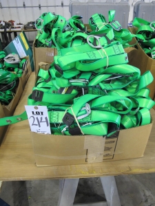 LOT MILLER REVOLUTION HARNESSES (G-49) LOADING & HANDLING FEE $5-