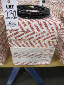 LOT (8) WELDCRAFT GAS HOSES (G-49) LOADING & HANDLING FEE $5-