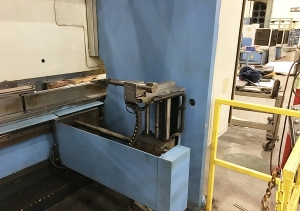 250 TON X 10' PULLMAX OPTIMA CNC HYDRAULIC PRESS BRAKE, MODEL 250.3.1/2.55, CYBELEC MODEVA 10S 6-AXIS CNC CONTROLLER, FOOT PEDAL, LINK LITE BLACK MAX LIGHT CURTAINS, WORK LIGHT, PEDESTAL CONTROL, AUTO BED CROWNING, (LOCATED IN WILSON, NC) ***RIGGING FEE $500***-16