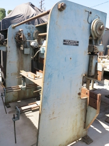 35 TON X 8' WYSONG PRESS BRAKE, FRONT OPERATED MANUAL BACK GAUGE W/ INDICATOR, POWER RAM ADJUSTMENT W/ INDICATORS, ONE SHOT LUBE SYSTEM, FOOT TREADLE, MECHANICAL CLUTCH (LOCATION: GARVEY AVE., SOUTH EL MONTE, CA) ***RIGGING FEE $150***-17A
