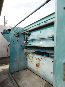 90 TON X 10' WYSONG MECHANICAL PRESS BRAKE, MODEL 90- 8, FOOT TREADLE, ONE SHOT LUBE SYSTEM, POWER RAM ADJUSTMENT W/ INDICATORS, MECHANICAL CLUTCH (LOCATION: GARVEY AVE., SOUTH EL MONTE, CA) ***RIGGING FEE $250***-20