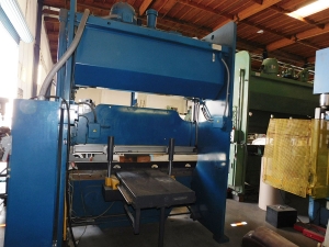 90 TON X 8' CINCINNATI FORM MASTER II CNC HYDRAULIC PRESS BRAKE (CONTROLLER IS NOT FUNCTIONAL - NEEDS WORK), MODEL 90FMIIX6, AXIS SELECTION CONTROL, 4-AXIS (2-AXIS RAM Y1, Y2 TO 0.0002" AND 2-AXIS BACKGAGE X-R), CINCINNATI FORM MASTER II, 2 AXIS CNC BACK GAUGE, ELECTRIC FOOT PEDAL, PEDESTAL PALM CONTROL W/ EMERGENCY STOP, AUTO BED CROWNING, PRESENSE SENSING GUARD ON/OFF PUSH BUTTON, EXTENDED STROKE & SHUT HEIGHT, (NEEDS NEW CONTROL) (LOCATION: GARVEY AVE., SOUTH EL MONTE, CA) ***RIGGING FEE $250***-23