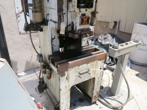 25 TON X 2.9" HIDAKA OBS PUNCH PRESS, MODEL MARK 25, ONE SHOT LUBE SYSTEM, STROKE SPEED INDICATOR, STROKE POSITION INDICATOR, REMOTE DUAL PALM CONTROL STAND, DUAL COUNTER BALANCE, HYDRAULIC OVERLOAD PROTECTION, SHADOW IV LIGHT CURTAIN, DATA INSTRUMENT BRAKE MONITOR (LOCATION: GARVEY AVE., SOUTH EL MONTE, CA) ***RIGGING FEE $25***-37