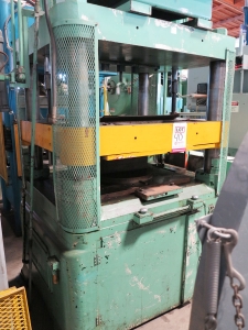 175 TON COLUMBUS INDUSTRIES MODEL TRIMMER 4 POST HYDRAULIC TRIM PRESS, MODEL TRIMMER, 4 WAY CAN TRIMMING ATTACHMENT, DUAL PALM CONTROLS ON FRONT AND REAR OF MACHINE, VICKERS MODEL CHJ0 13031 HYDRAULIC PUMP, NOTE: PUMP DOES NOT HAVE TO SIT ON TOP OF THE MACHINE, IT CAN GO ON THE FLOOR (LOCATION: GARVEY AVE., SOUTH EL MONTE, CA) ***RIGGING FEE $250***-40