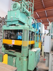 175 TON COLUMBUS INDUSTRIES MODEL TRIMMER 4 POST HYDRAULIC TRIM PRESS, MODEL TRIMMER, 4 WAY CAN TRIMMING ATTACHMENT, DUAL PALM CONTROLS ON FRONT AND REAR OF MACHINE, VICKERS MODEL CHJ0 13031 HYDRAULIC PUMP, NOTE: PUMP DOES NOT HAVE TO SIT ON TOP OF THE MACHINE, IT CAN GO ON THE FLOOR (LOCATION: GARVEY AVE., SOUTH EL MONTE, CA) ***RIGGING FEE $250***-40