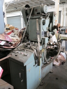 22 TON X 1" FEDERAL HIGH SPEED PUNCH PRESS, MODEL 22, 35 - 600 SPM, 20" X 12" BED, AIR CLUTCH & BRAKE, PARTS COUNTER, ROSS AIR VALVE, INDEPENDENT CONTROL STAND, SPM COUNTER, OIL PRESSURE GAUGE, AUTO LUBE SYSTEM, PETERSON ROLL FEED MODEL DDR32XH, EMERGENCY STOP (LOCATION: RUSH ST., SOUTH EL MONTE, CA) ***RIGGING FEE $50***-50E