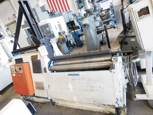 10 GA. X 48" DAVI HYDRAULIC CNC 4 ROLL SHEET METAL PLATE ROLL W/ VERTICAL SUPPORT SYSTEM, MODEL MCB-1219/S, CNC PEDESTAL CONTROLLER, HYDRAULIC OVERHEAD SUPPORT, NOTE: NEW REPLACEMENT COST OVER $52,000, YEAR 2001, NOTE: NEEDS PROGRAM WORK (LOCATION: GARVEY AVE., SOUTH EL MONTE, CA) ***RIGGING FEE $50***-104