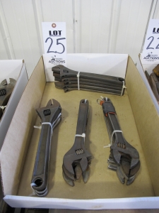 LOT ASSORTED WRENCHES (G-49) LOADING & HANDLING FEE $5-