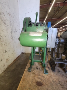 BENCHMASTER 4 TON PUNCH PRESS-7A