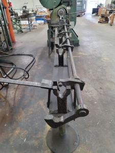 BAR SUPPORT FOR FEEDING AND CLAMPING, WAS USED WITH LOT 40-41