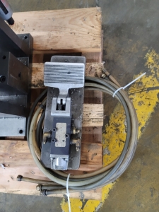 PNEUMATIC HOLE PUNCHER-73