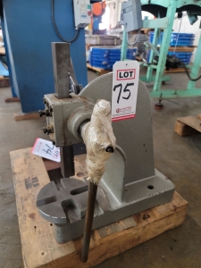 BENCHTOP ARBOR PRESS-75