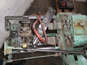 WOOD HANDLE END CONER-78