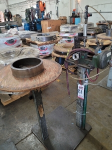 VINYL HANDLE PUSHER (FOR RAKES)-81