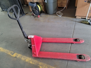 ULINE INDUSTRIAL PALLET JACK, MODEL H-5387, 5,500 LB CAPACITY-83