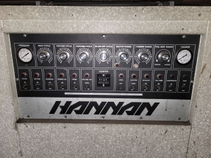 HANNAN VACUUM FORMING & SKIN PACKAGING MACHINE, MODEL 420C, S/N 6105-90