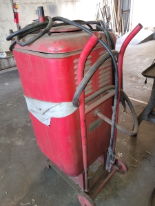 VINTAGE CRAFTSMAN AC ARC WELDER, 150 AMPERES WELDING CURRENT-111