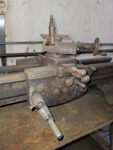 LOGAN LATHE, W/ 6" 3-JAW CHUCK-112