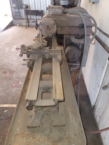 LOGAN LATHE, W/ 6" 3-JAW CHUCK-112