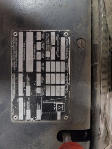 CROWN STAND-UP ELECTRIC FORKLIFT, MODEL 35RRTT, S/N 1A122432, 24V, MAST ID 35RRTT-210, OUT OF SERVICE / NEEDS WORK, W/ HOBART R SERIES 24V CHARGER, MODEL 540B1-12R, S/N 293CS05266 (CHARGER WORKS) FORKLIFT BATTERIES WERE REPLACED NEW 3 YEARS AGO, BUT THAT DID NOT FIX THE PROBLEM-129