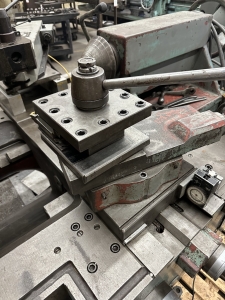 TOS SUS 80 LATHE, 32" X 130" CC, 15" 6-JAW CHUCK, TAILSTOCK, (2) STEADY RESTS, DUPLOMATIC TA-175 TRACING ATTACHMENT, 3-1/4" THROUGH HOLE-56