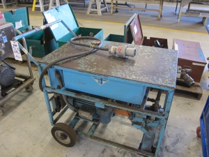 TRI TOOL HYDRAULIC UNIT (G-49) LOADING & HANDLING FEE $15-