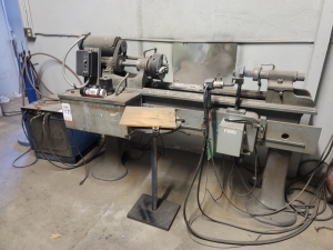 S.W. PUTNAM ENGINE LATHE, 9" 3-JAW CHUCK, TAILSTOCK-379