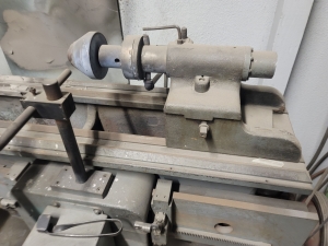 S.W. PUTNAM ENGINE LATHE, 9" 3-JAW CHUCK, TAILSTOCK-379